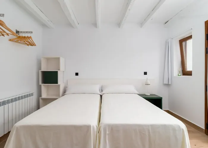 Benedicta Family Suances